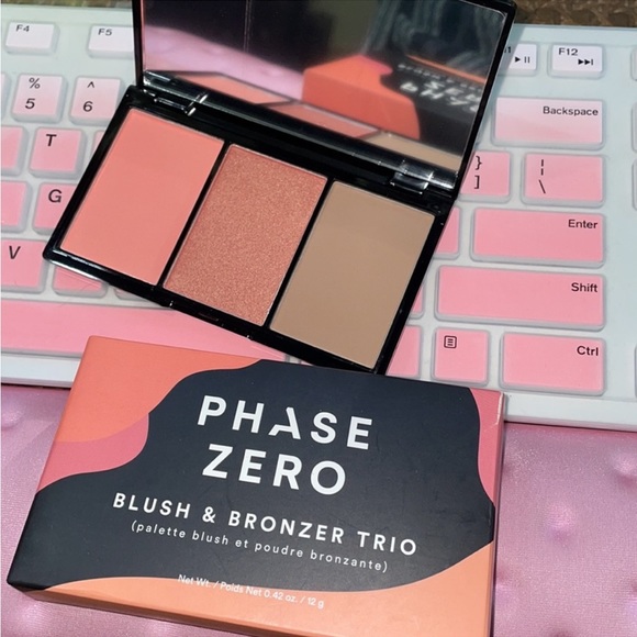 Phase Zero Set blush and bronzer trio palette with liquid eyeliner in black NEW - Picture 4 of 9